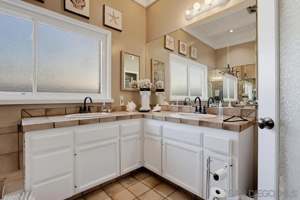 409 S Freeman St. Oceanside, CA 92054