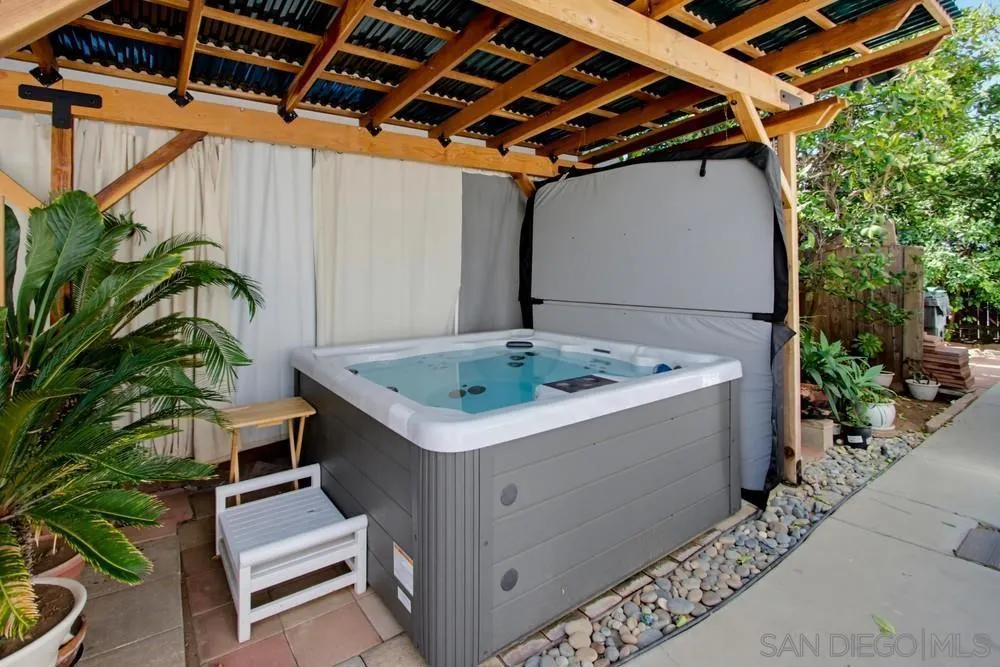 409 S Freeman St. Oceanside, CA 92054