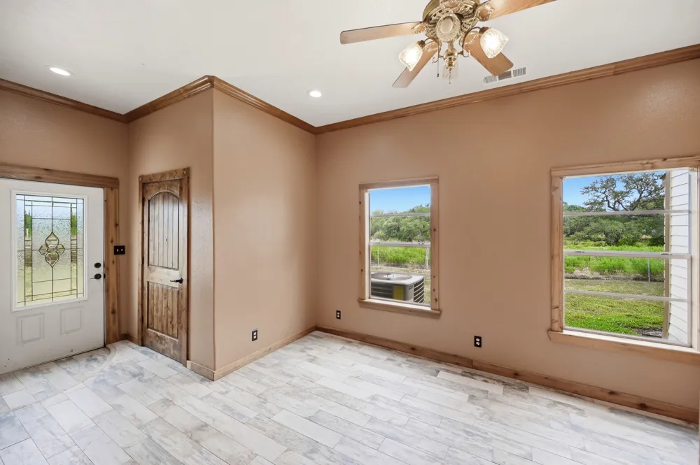 2410 FM 1680 Moulton, TX 77975