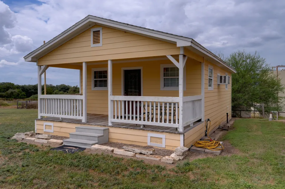 2410 FM 1680 Moulton, TX 77975