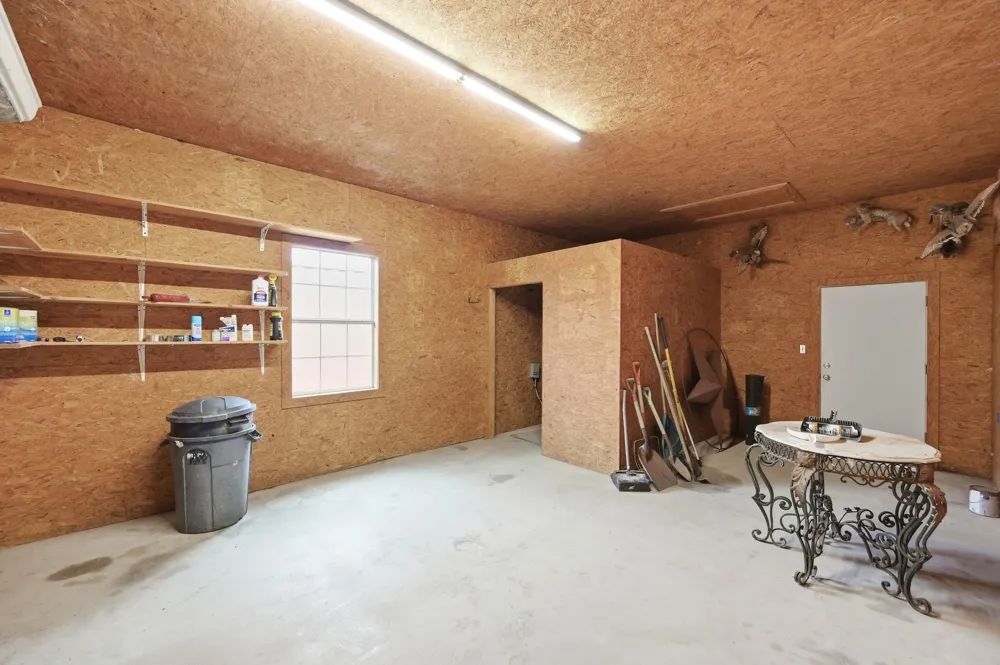 2410 FM 1680 Moulton, TX 77975