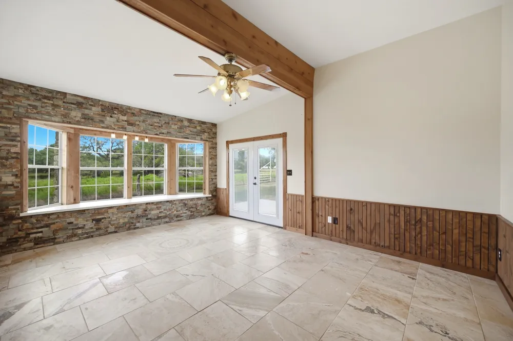 2410 FM 1680 Moulton, TX 77975