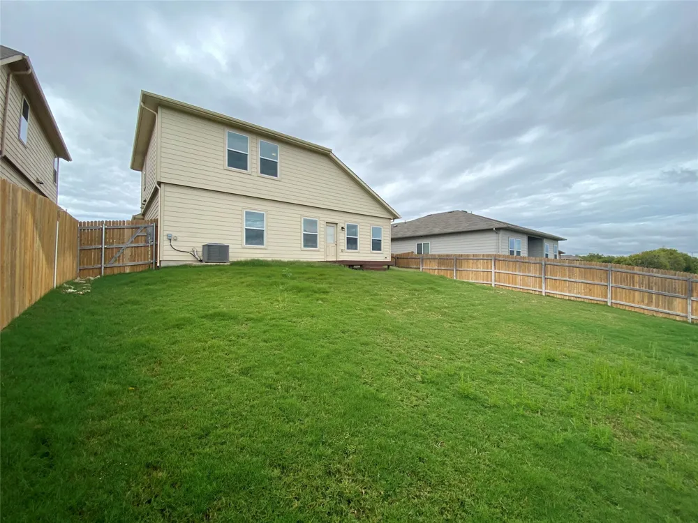 632 Donegal Lane Georgetown, TX 78626