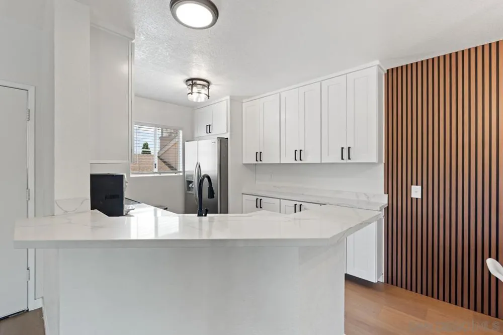 7048 Camino Degrazia #237 San Diego, CA 92111