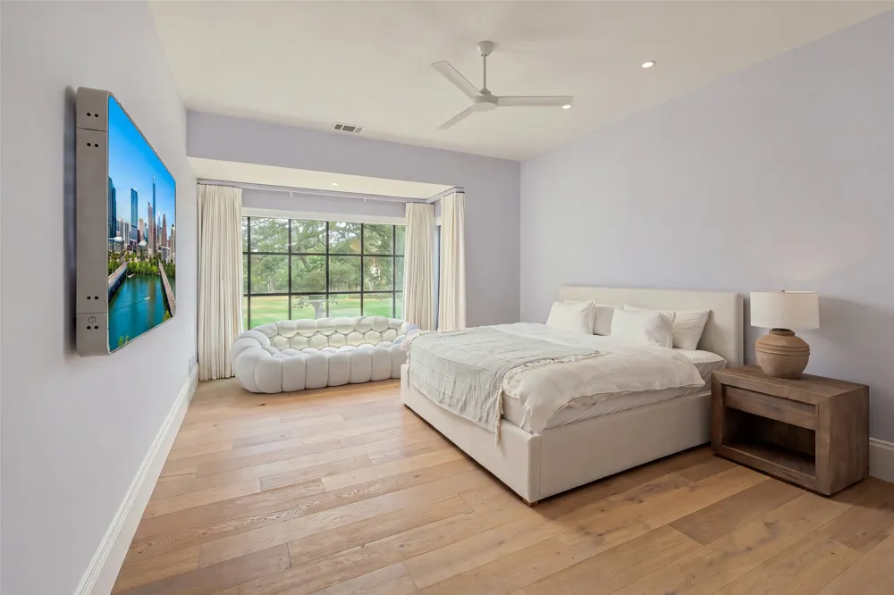 24 Cousteau Lane Austin, TX 78746
