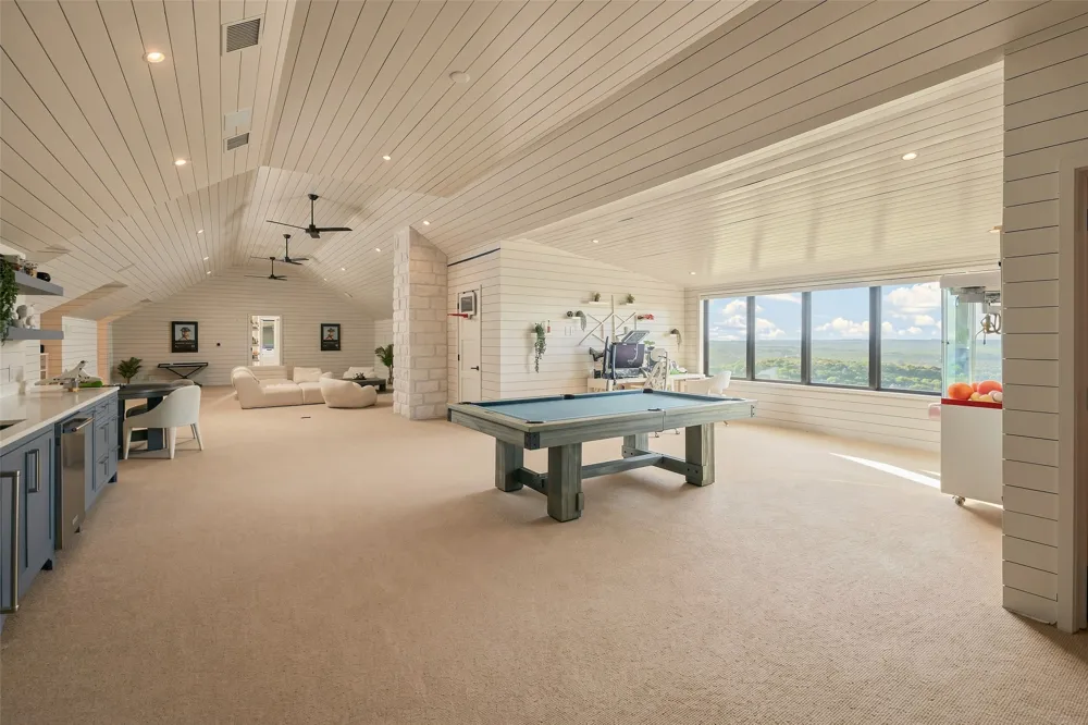24 Cousteau Lane Austin, TX 78746