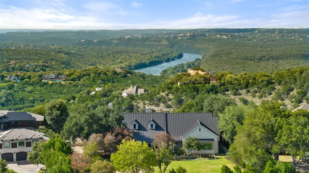 24 Cousteau Lane Austin, TX 78746