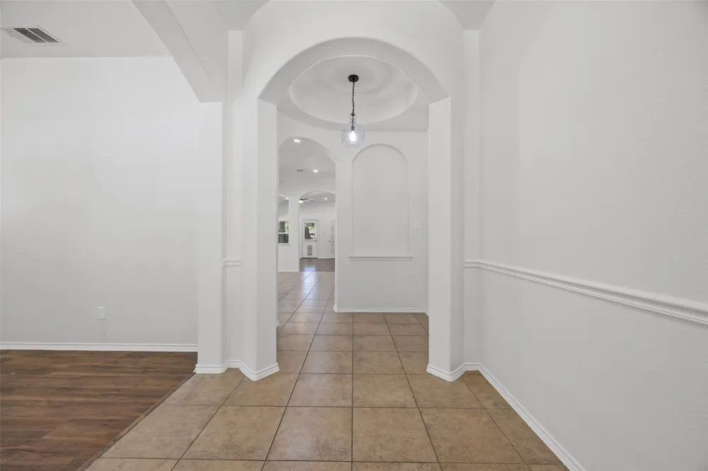 2300 Ambling Trail Pflugerville, TX 78660