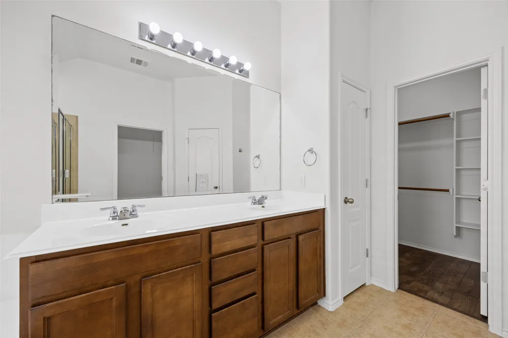 2300 Ambling Trail Pflugerville, TX 78660