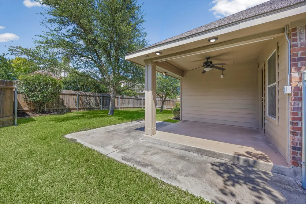 2300 Ambling Trail Pflugerville, TX 78660