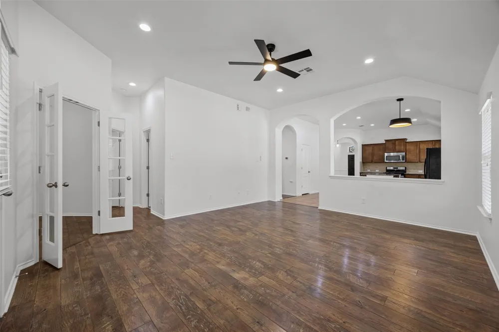 2300 Ambling Trail Pflugerville, TX 78660