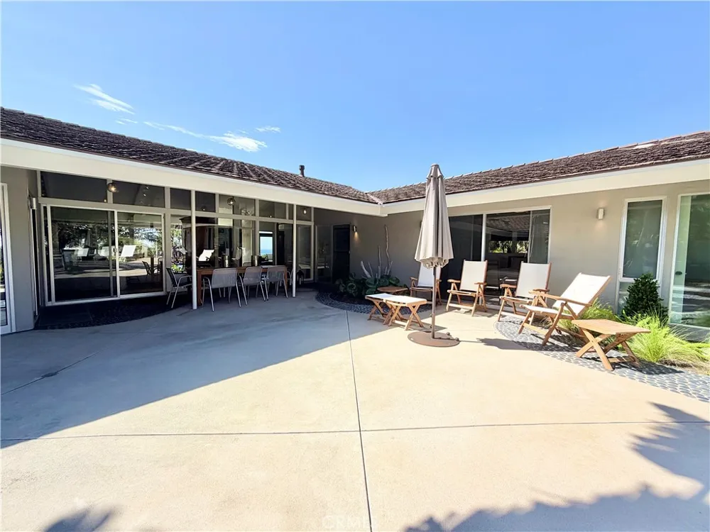 2490 Monaco Drive Laguna Beach, CA 92651