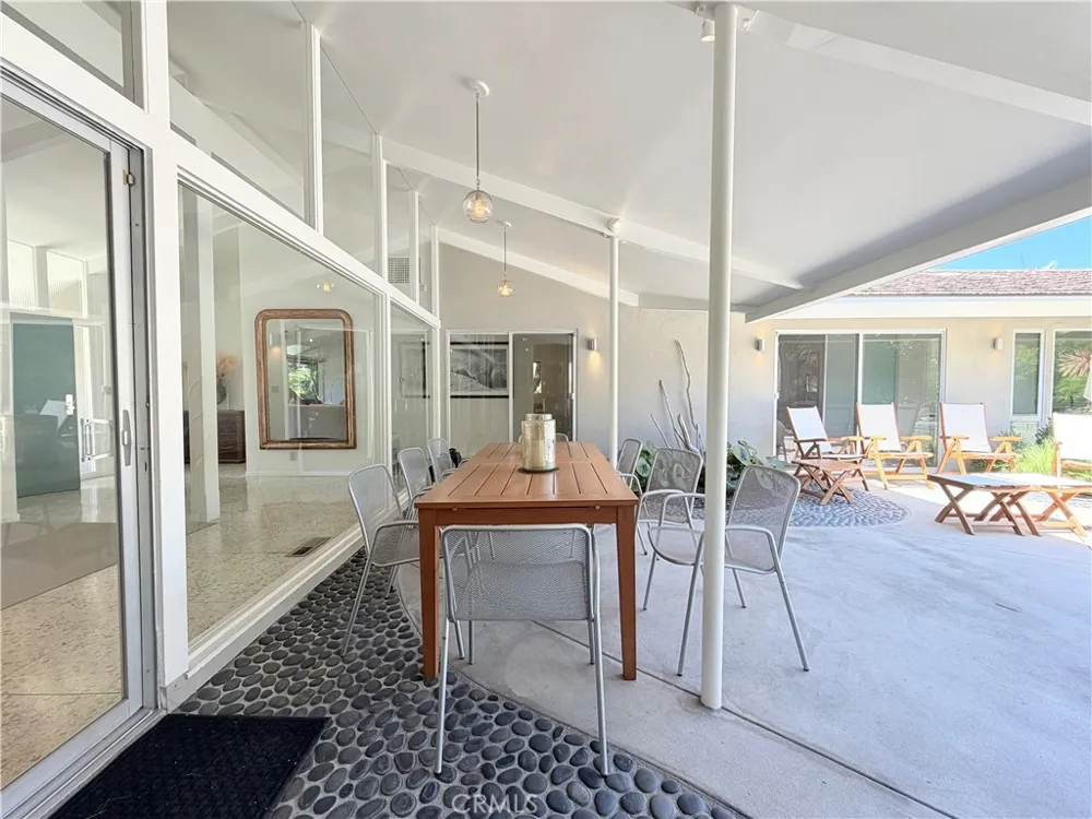 2490 Monaco Drive Laguna Beach, CA 92651