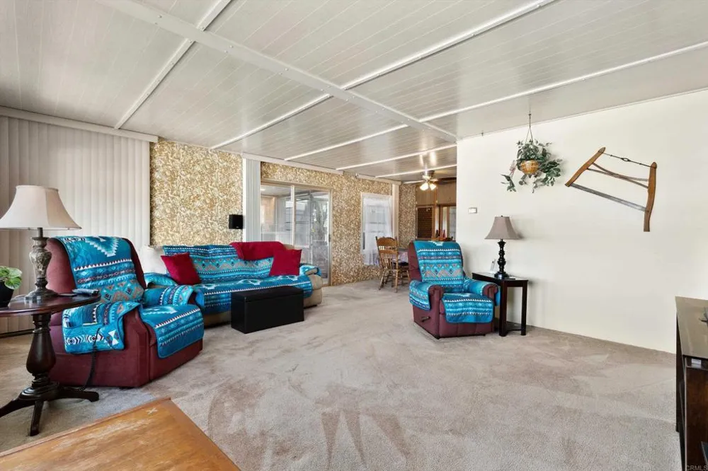 718 Sycamore  Ave #202 Vista, CA 92083