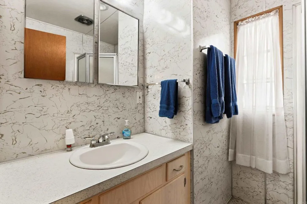 718 Sycamore  Ave #202 Vista, CA 92083