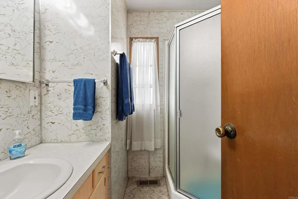 718 Sycamore  Ave #202 Vista, CA 92083