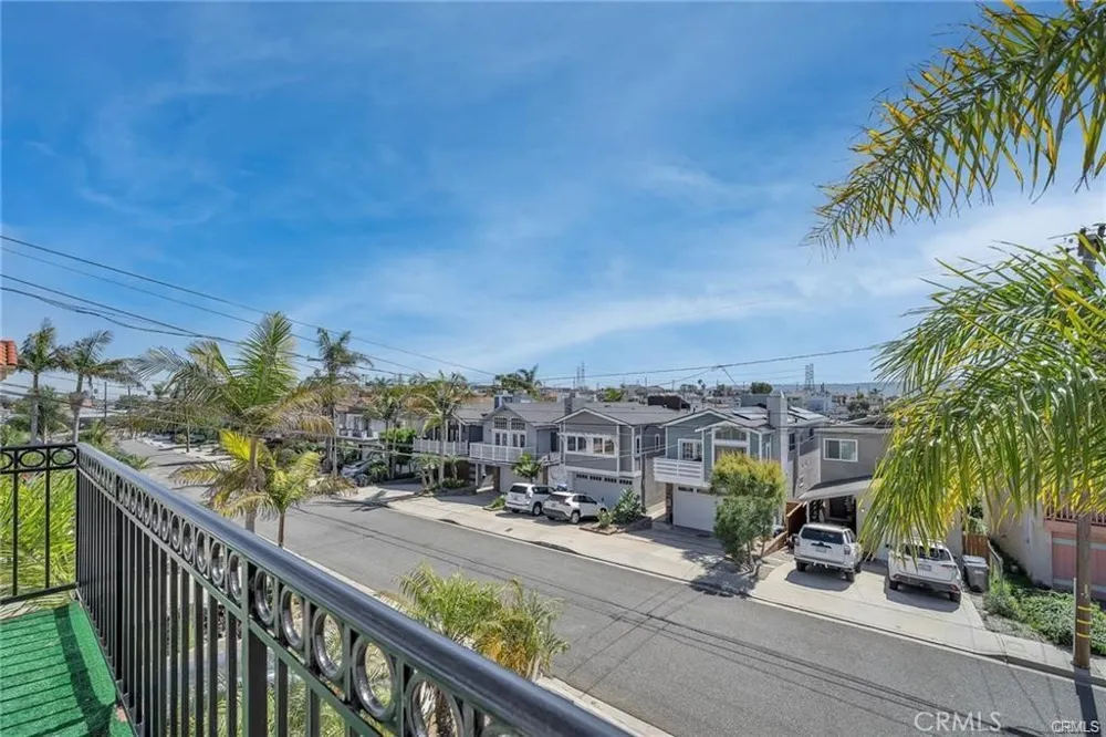 1711 Carlson Redondo Beach, CA 90278