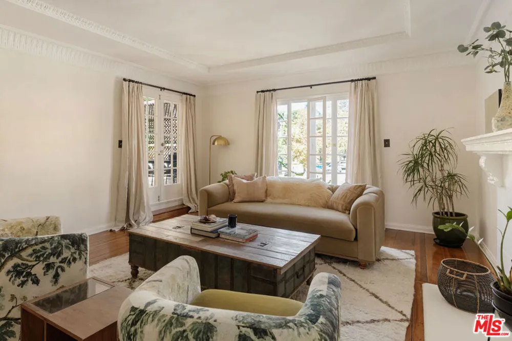 450 Sycamore Avenue #4 Los Angeles, CA 90036