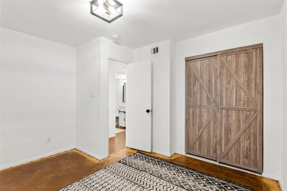 2119 Oxford Avenue #B Austin, TX 78704
