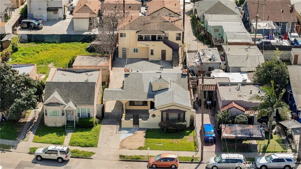 162 W 65th Street Los Angeles, CA 90003