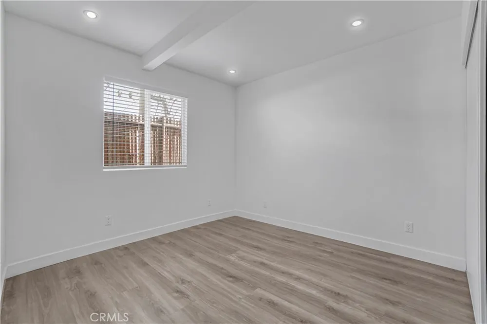 162 W 65th Street Los Angeles, CA 90003