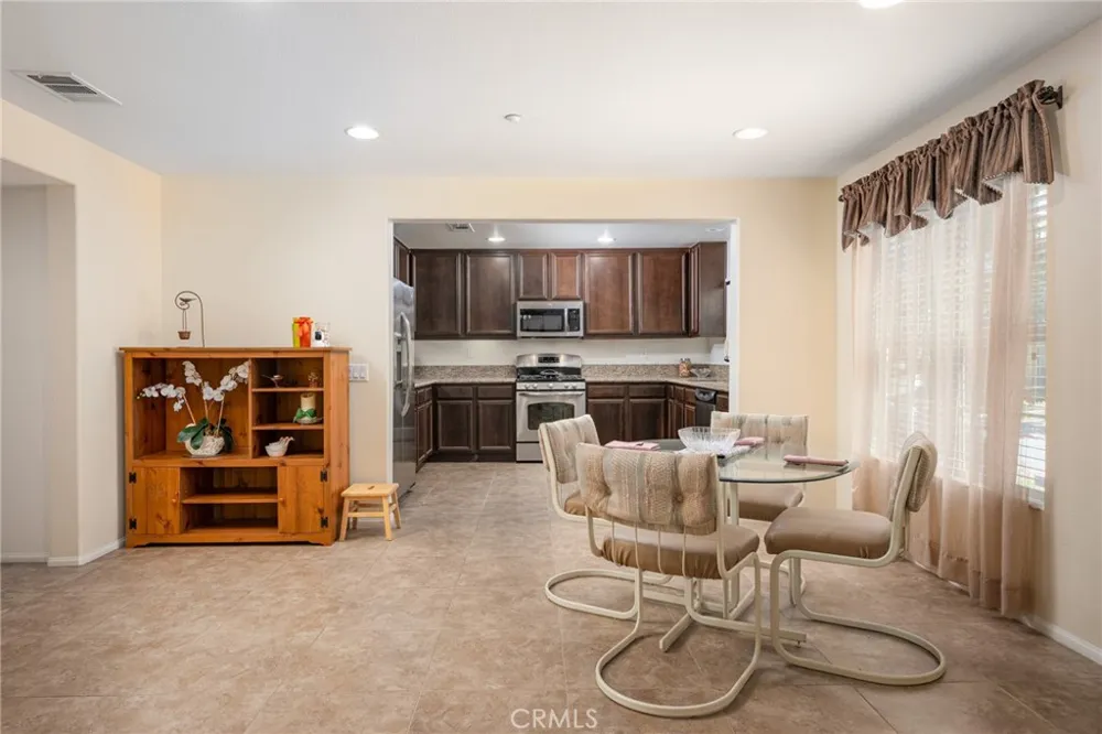 238 Paseo Gregario Palm Desert, CA 92211