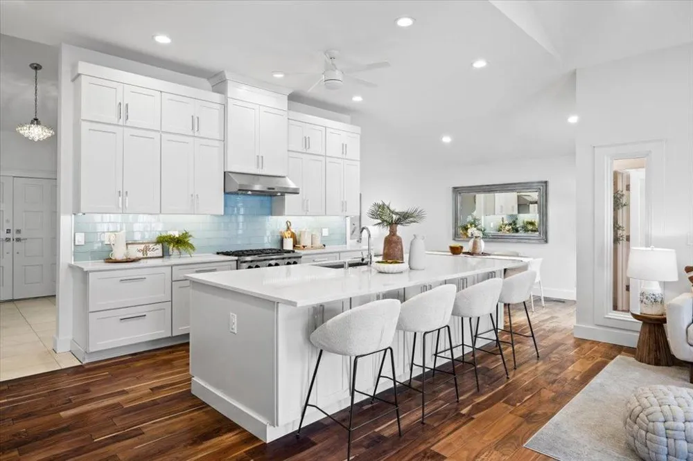 640 San Antonio Road Los Altos, CA 94022
