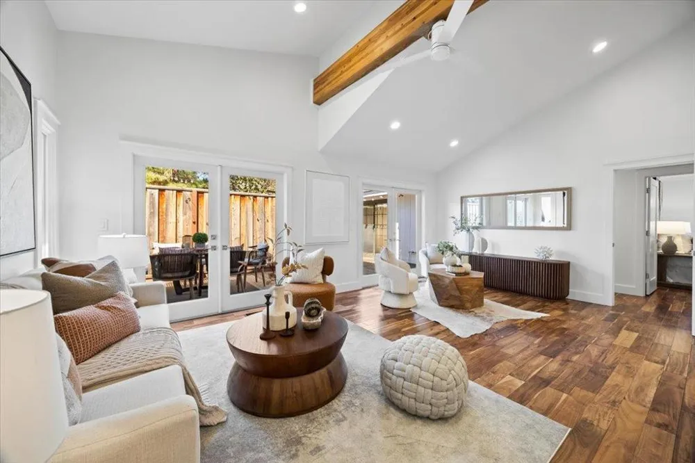 640 San Antonio Road Los Altos, CA 94022