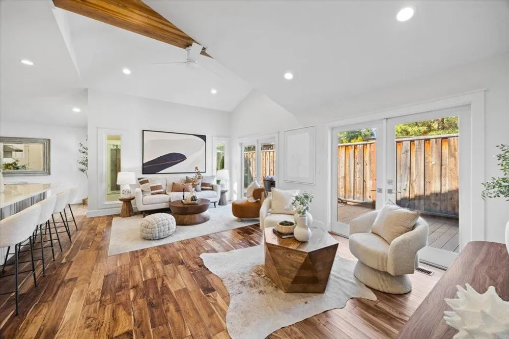 640 San Antonio Road Los Altos, CA 94022