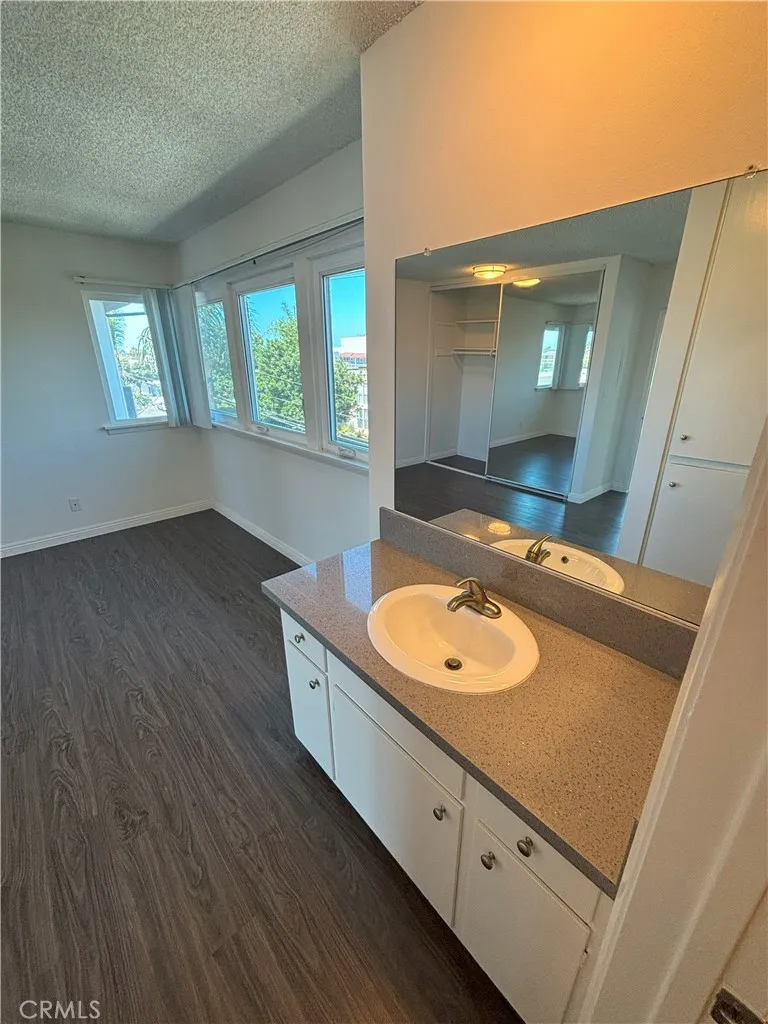 3710 Garnet Street #111 Torrance, CA 90503