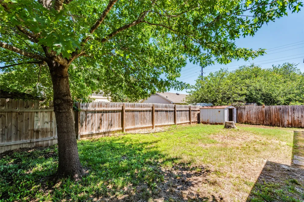913 Jasmine Trail Georgetown, TX 78626