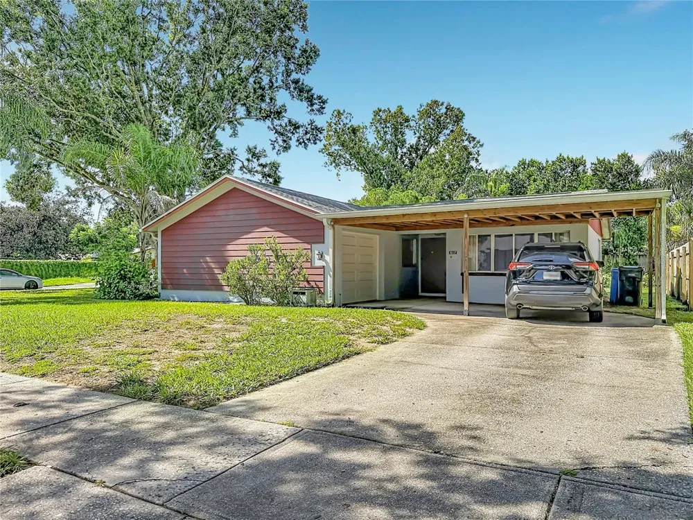 617 HIGHVIEW CIRCLE S Brandon, FL 33510