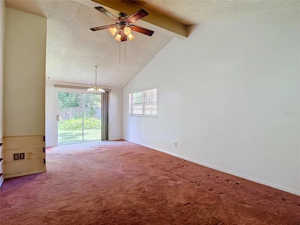 617 HIGHVIEW CIRCLE S Brandon, FL 33510