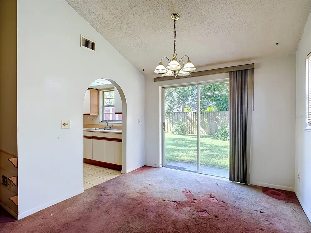 617 HIGHVIEW CIRCLE S Brandon, FL 33510