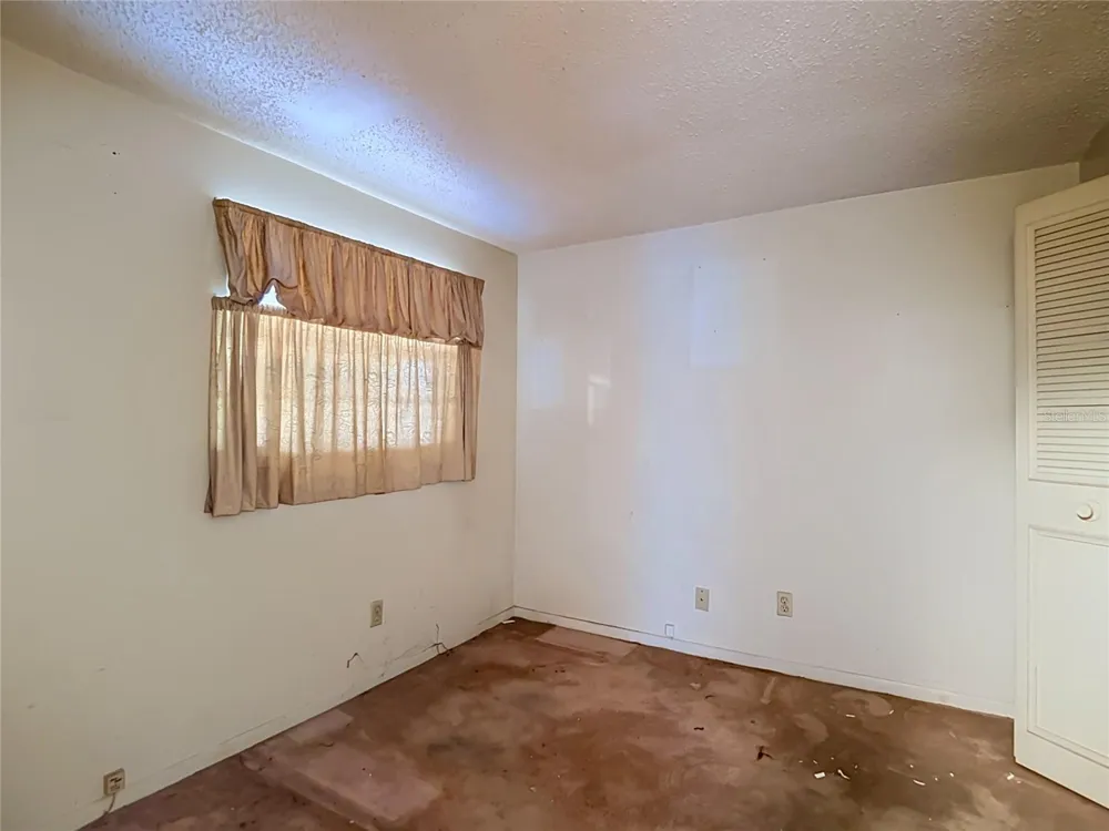 617 HIGHVIEW CIRCLE S Brandon, FL 33510