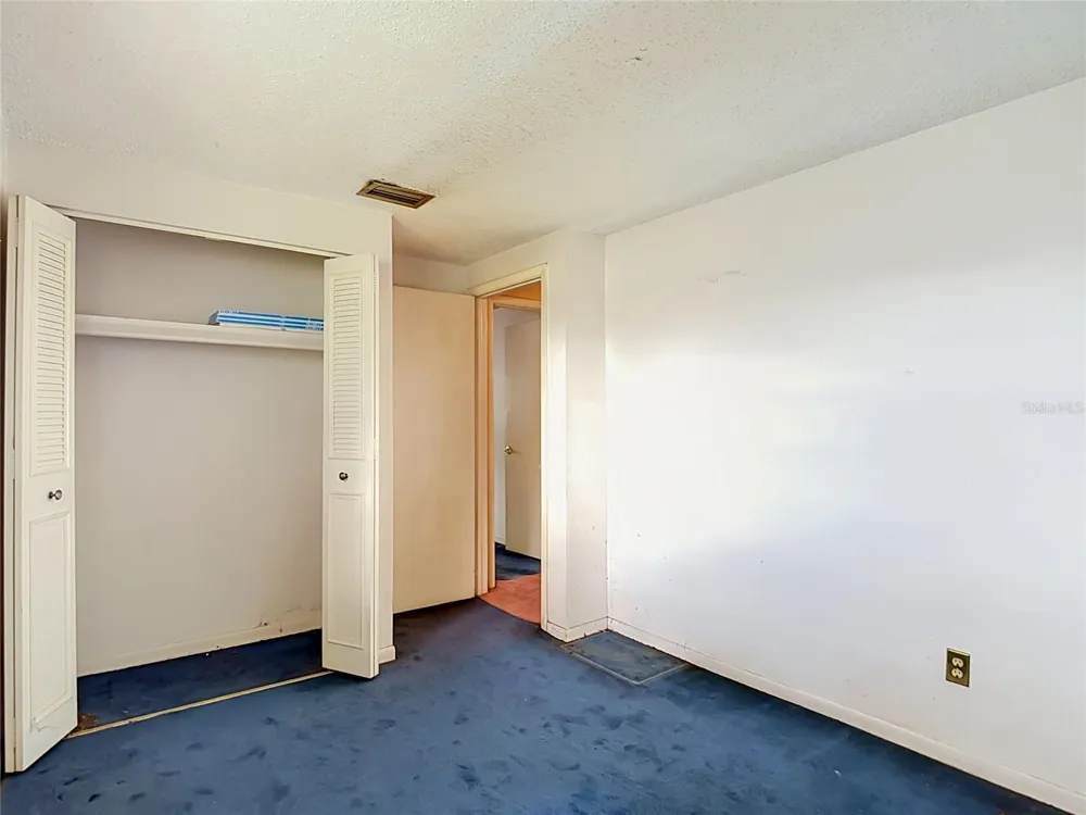 617 HIGHVIEW CIRCLE S Brandon, FL 33510