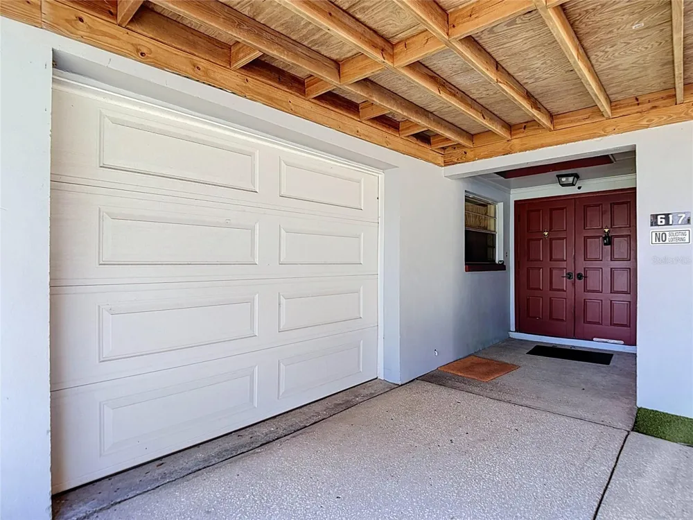 617 HIGHVIEW CIRCLE S Brandon, FL 33510