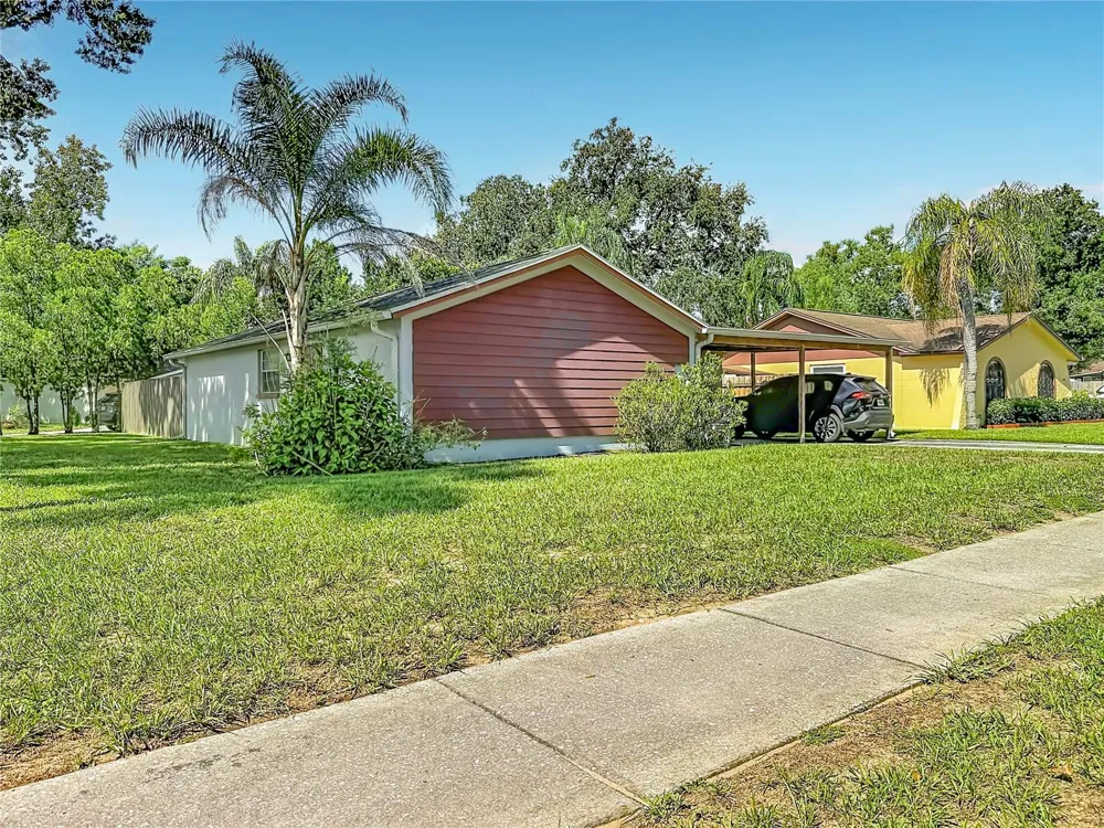 617 HIGHVIEW CIRCLE S Brandon, FL 33510
