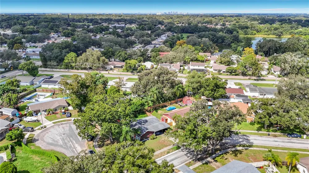 617 HIGHVIEW CIRCLE S Brandon, FL 33510