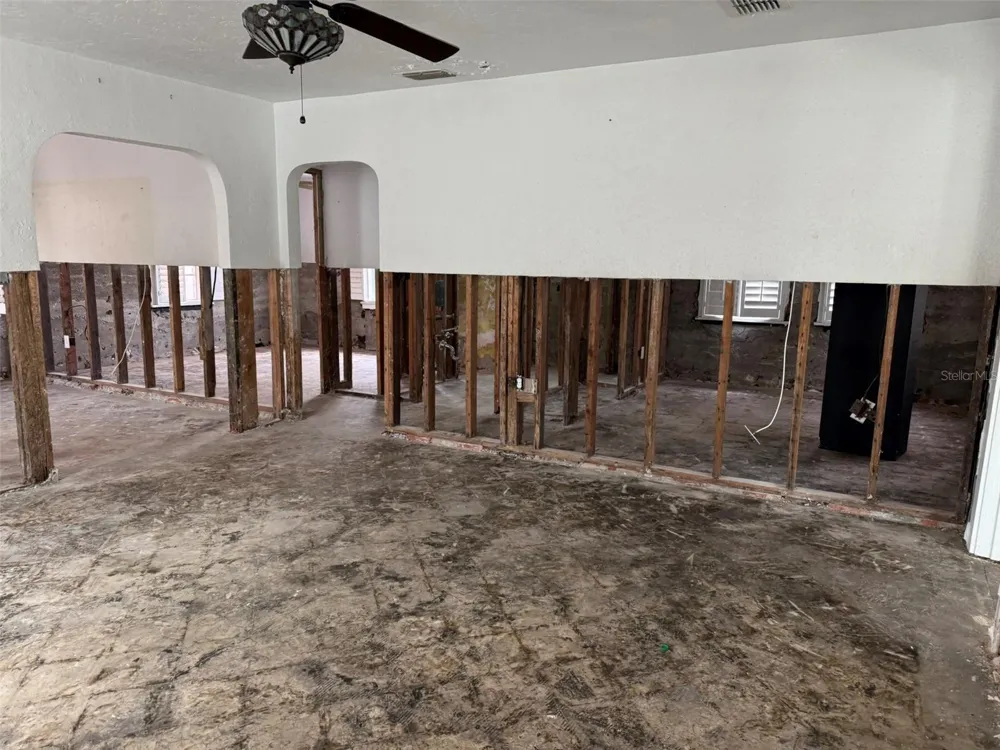 117 12TH AVENUE Indian Rocks Beach, FL 33785