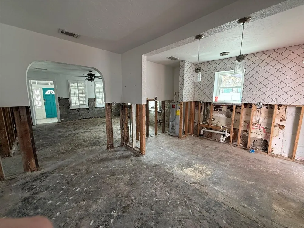 117 12TH AVENUE Indian Rocks Beach, FL 33785