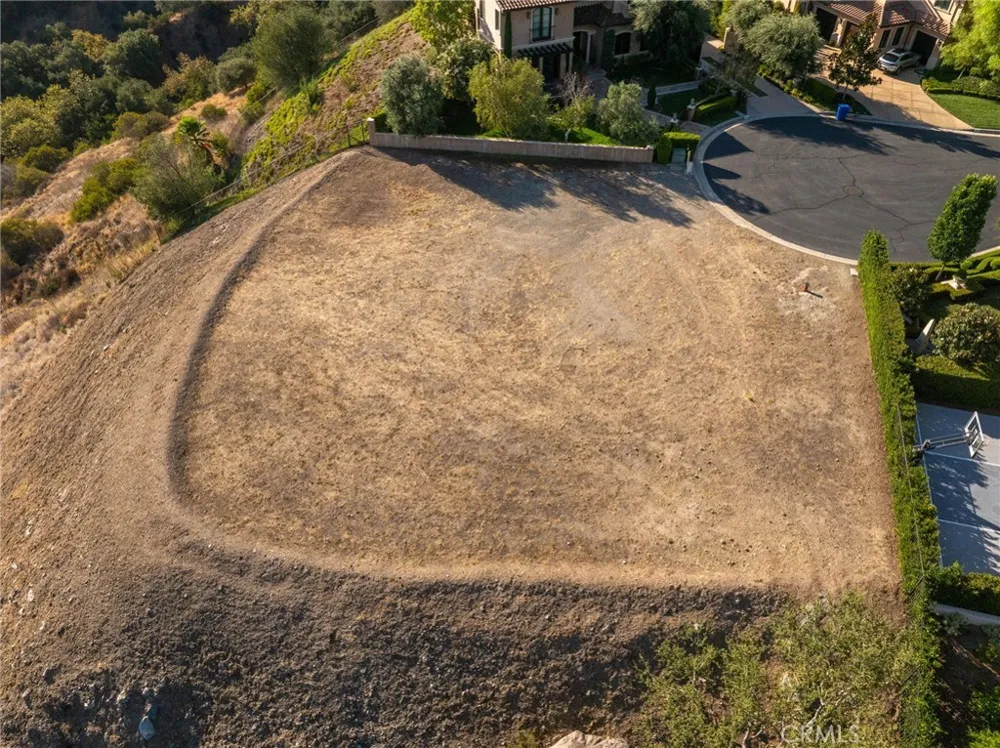 662 Oakhill Drive Glendora, CA 91741