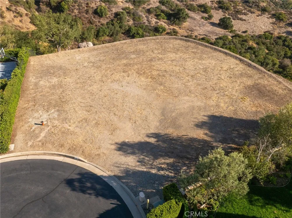 662 Oakhill Drive Glendora, CA 91741