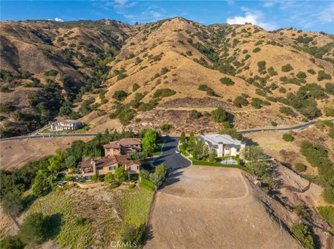 662 Oakhill Drive