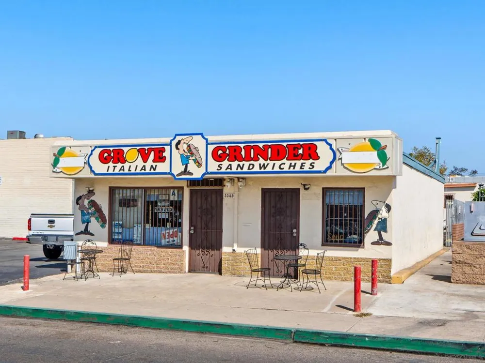 1482 El Prado Lemon Grove, CA 91945