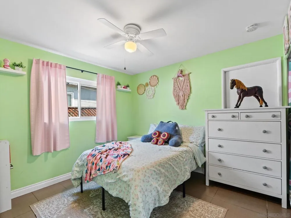 1482 El Prado Lemon Grove, CA 91945
