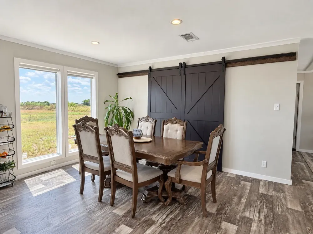 700 County Road 423 Road Taylor, TX 76574