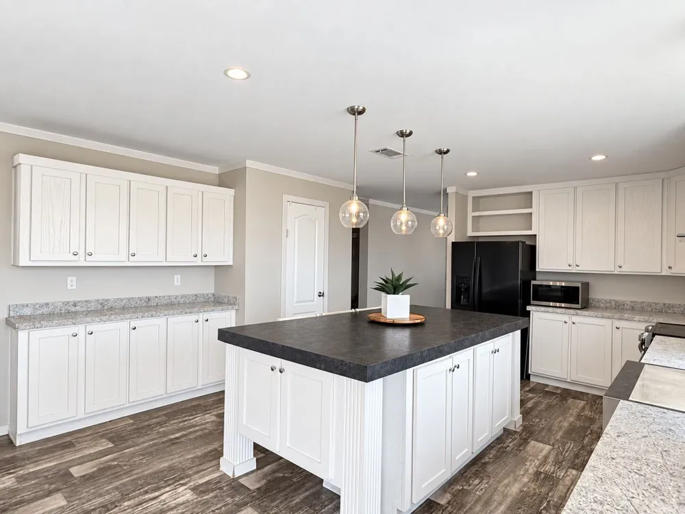 700 County Road 423 Road Taylor, TX 76574