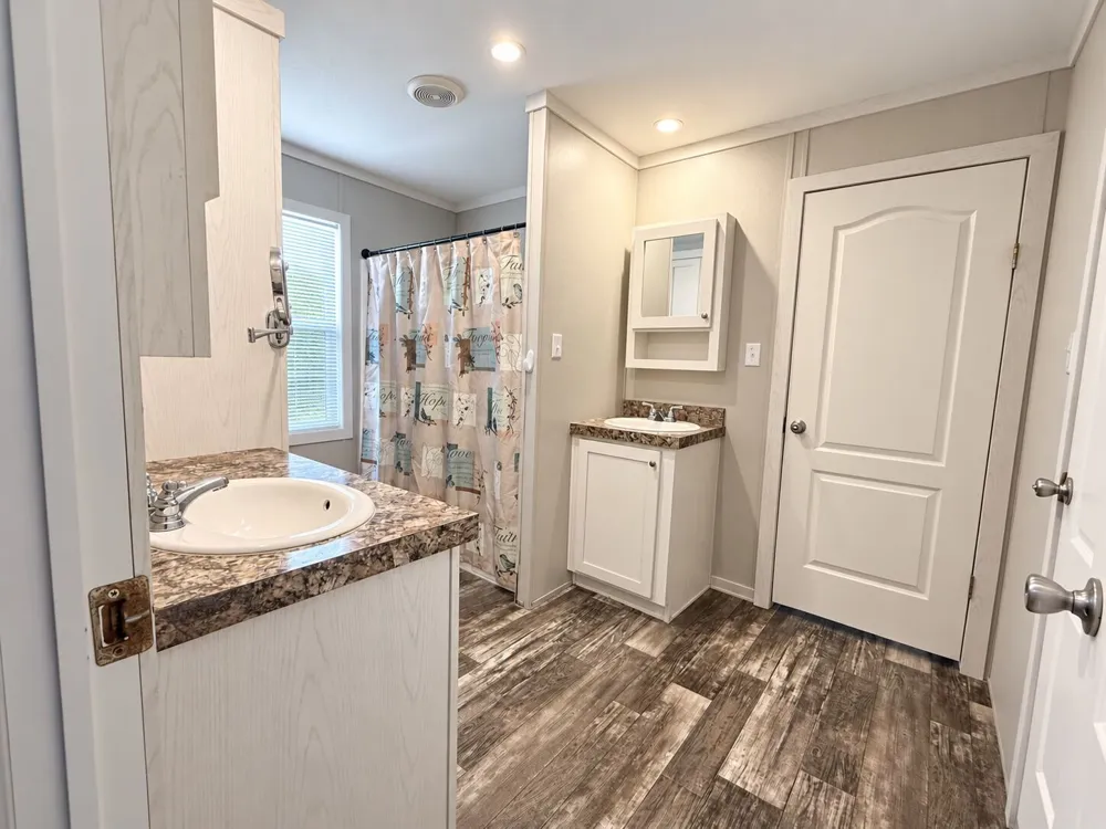 700 County Road 423 Road Taylor, TX 76574