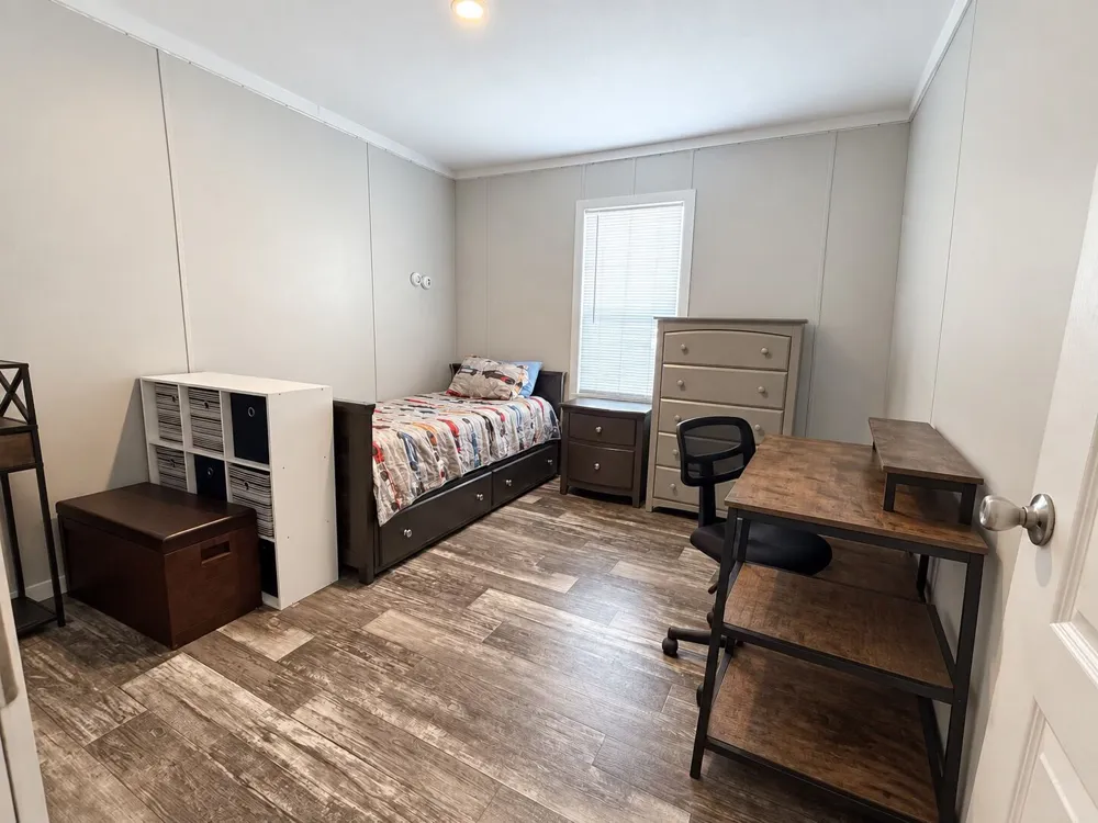 700 County Road 423 Road Taylor, TX 76574